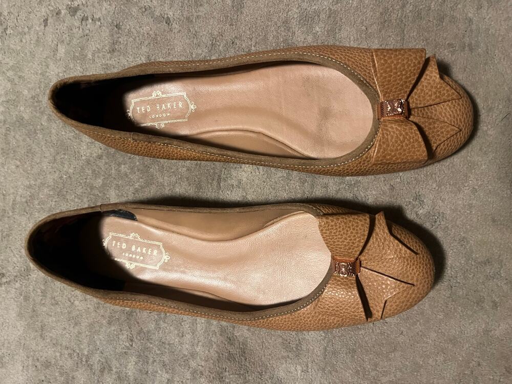 Ted Baker Neutral Sually Flats sz 10